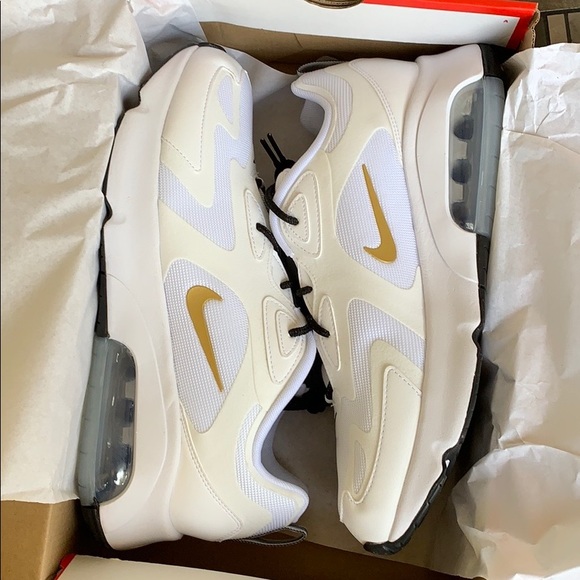 AIR MAX 200 'METALLIC GOLD' men’s - Picture 15 of 16